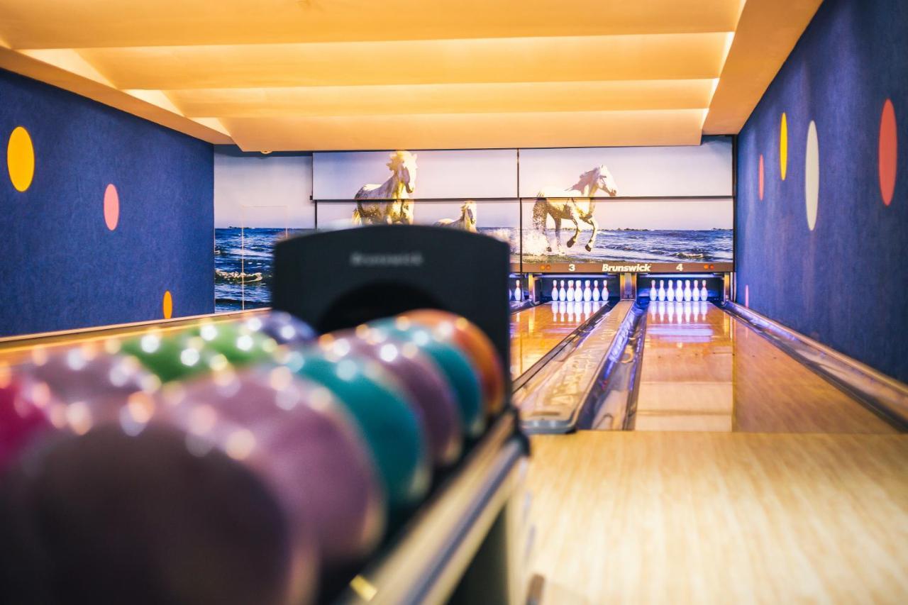 Castello Mare All Inclusive Resort バトゥーミ エクステリア 写真